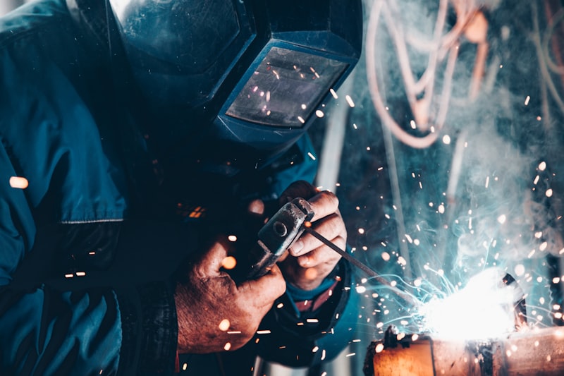 Tecnico al lavoro